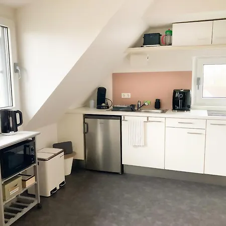 Pearls - Gemuetliches Dachgeschoss-studio Im Zentrum Von