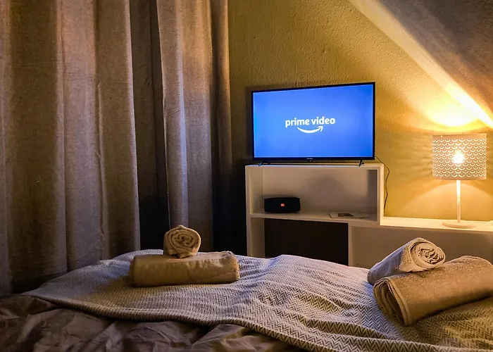 Pearls - Gemuetliches Dachgeschoss-studio Im Zentrum Von *