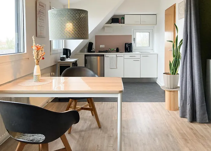 Pearls - Gemuetliches Dachgeschoss-studio Im Zentrum Von