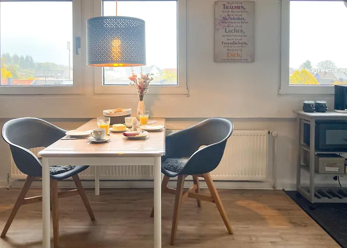 Appartement Pearls - Gemuetliches Dachgeschoss-studio Im Zentrum Von *