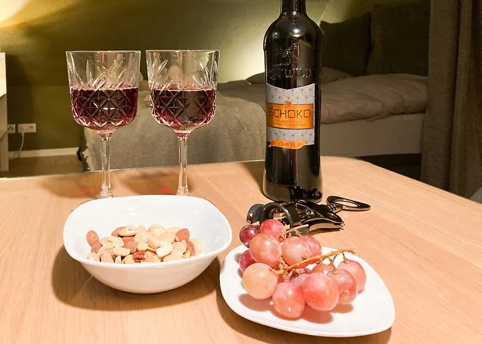 Pearls - Gemuetliches Dachgeschoss-studio Im Zentrum Von *